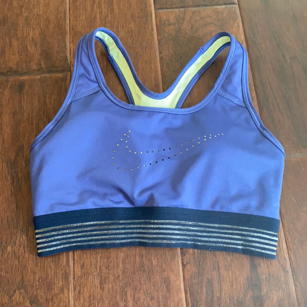 Nike sport bra mesh small